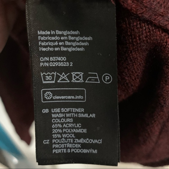 Sweater - Picture 7 of 7